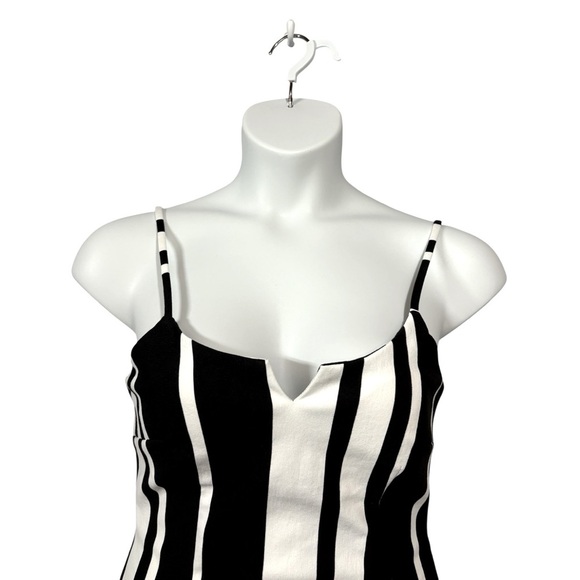Fashion Nova, Striped Bodycon Dress, Large, Black & White - Picture 4 of 10
